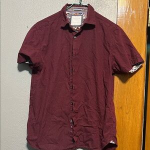Cutting Edge Short-Sleeve Button-Up Shirt - Burgundy